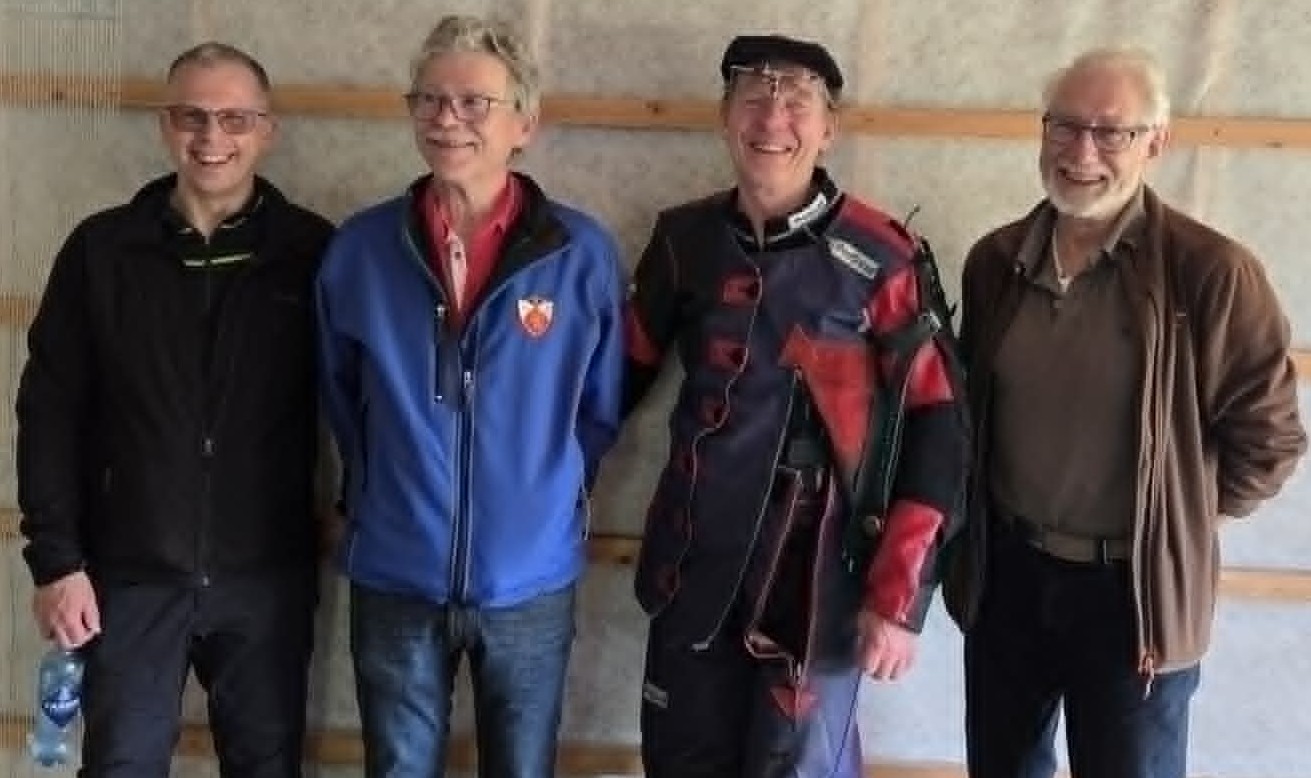 Samlagslag veteraner beskaret.jpg